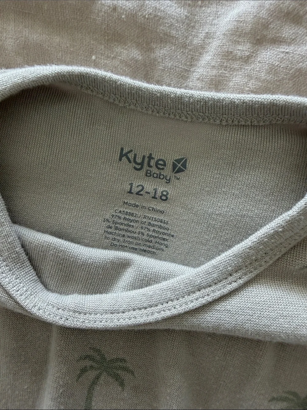 KYTE Kids Palm-Print Long Sleeve Top - Sage Green
